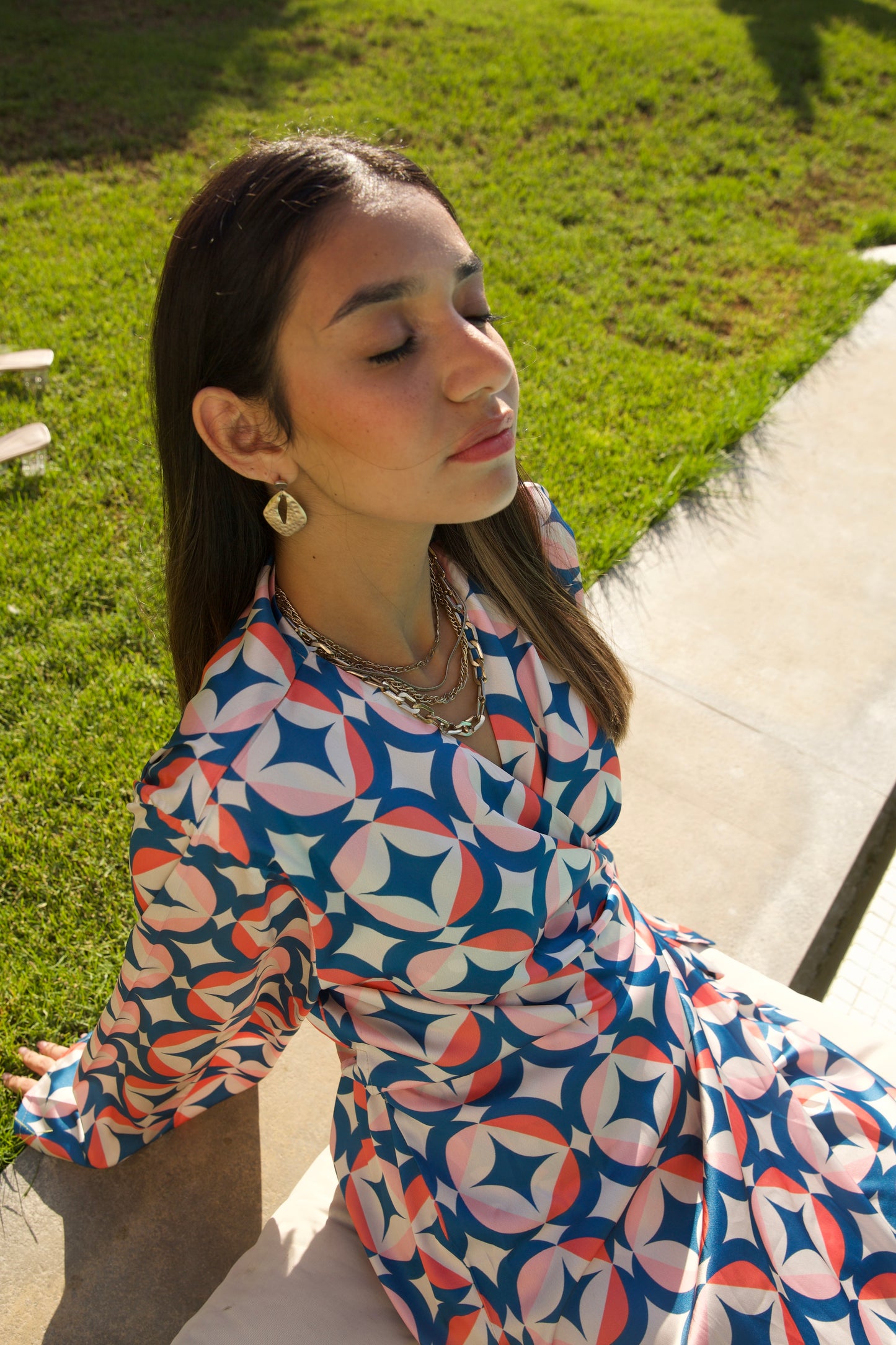 Retro-Colored Kimono Dress